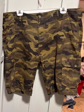 Mens highland shorts size 38